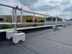 RSS 43832800 Roof Safety Systems Pack dach płaski 28 mtr.
