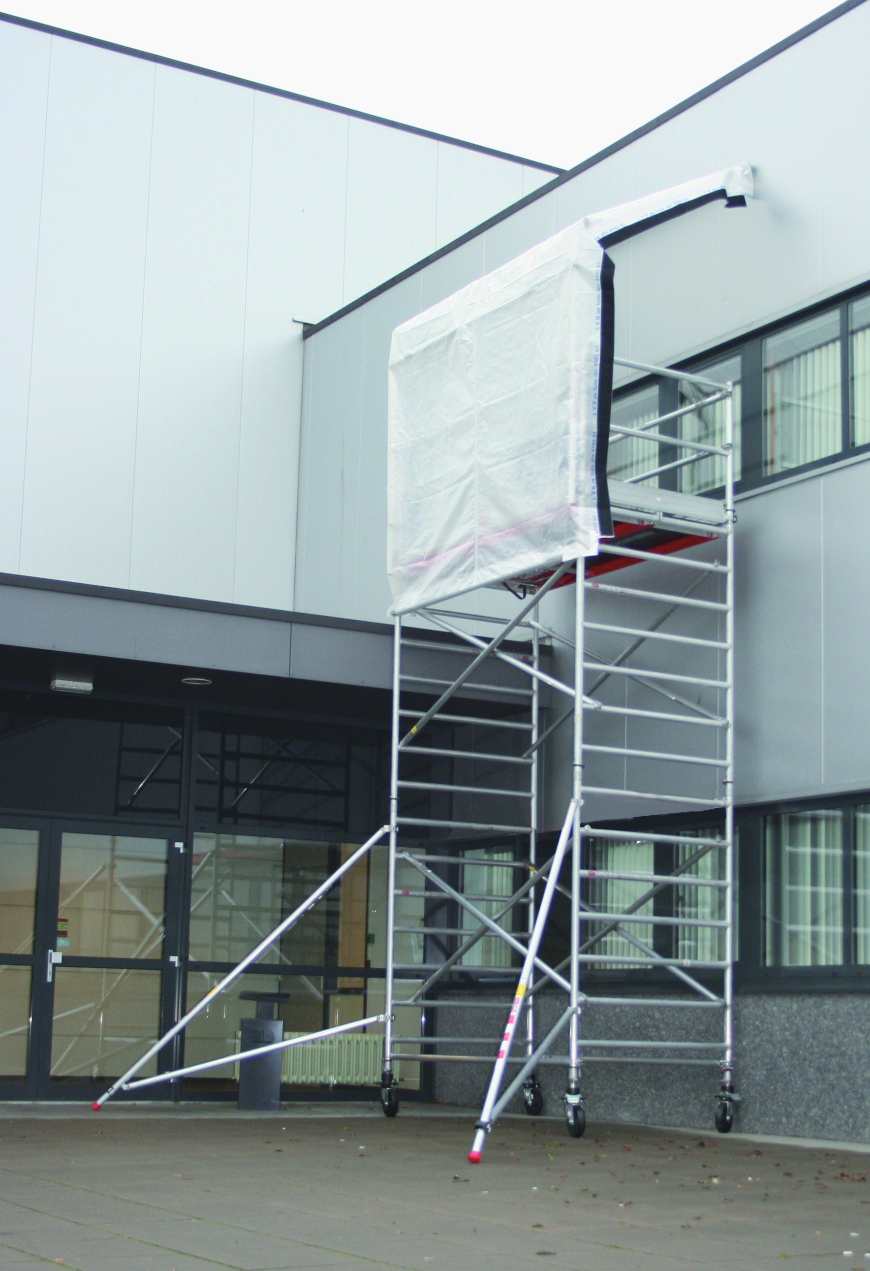 Altrex C500502 Przejściowy dach dla RS Tower 5 Series o długości platformy 2,45 m