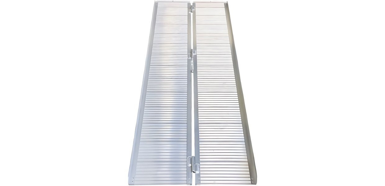 mwtools 754751839 ARP1006 Aluminiowa rampa dla wózków inwalidzkich 2-krotna 300 kg 2400x720 mm