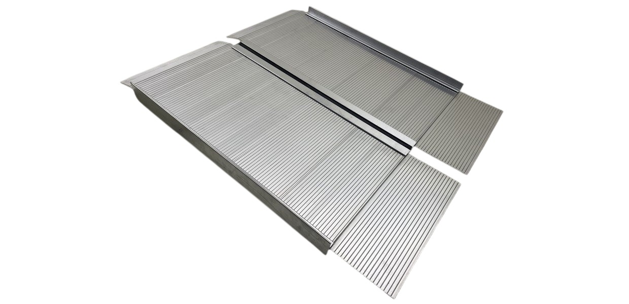 mwtools 754751850 ARP20060 Aluminiowa rampa dla wózków inwalidzkich 2-krotna 400kg 600x740mm